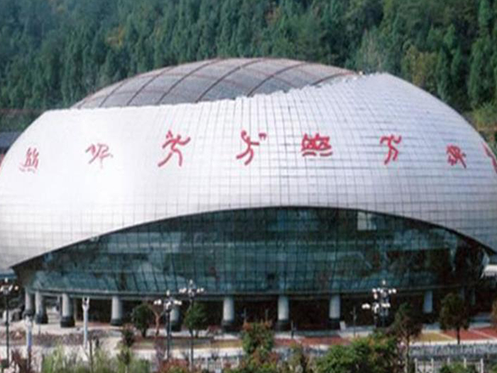平谷体育中心球形网架加工安装